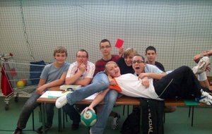 Ha!Ces jeunes!